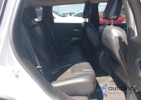 2020 Jeep Cherokee Latitude Plus 4X4 z USA, uszkodzony, nr VIN 1C4PJMLB5LD651461